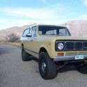 1976 IH Scout Traveler