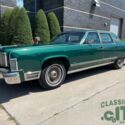 1976 LINCOLN CONTINENTAL 4 DOOR SEDAN - TOWN CAR GREEN ON GREEN CLEAN TITLE