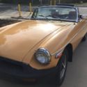 1976 MGB with hardtop and extras
