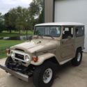 1976 Toyota FJ40 Land Cruiser