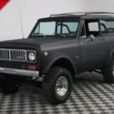 1977 Black RESTORED. 304 V8 A/C! P/S. P/B CONVERTIBLE!!