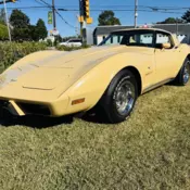 1977 Chevrolet Corvette Coupe Brown stingray