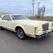 1977 Lincoln Continental Mark V  **   400 V8
