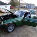 1977 mg mgb  36,691 Miles green   Manual
