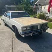 1977 Pontiac Catalina White