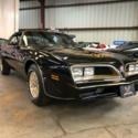 1977 Pontiac Firebird Trans Am Y82 Special Edition  4 Speed
