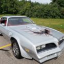 1977 PONTIAC TRANS AM 6.6 AUTOMATIC GORGEOUS STERLING SILVER WITH FIRETHORN INT.