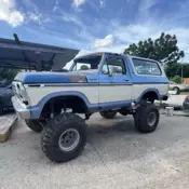 1978 Ford Bronco SUV Blue