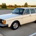 1978 Volvo 245 Wagon Classic Vintage Flat Hood Manual B21 K-jet Original Clean