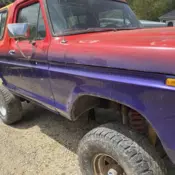 1979 Ford Bronco SUV Red