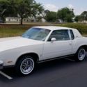 1979 Oldsmobile Cutlass Supreme Coupe White RWD Automatic Brougham
