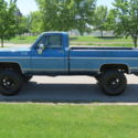 1980 GMC High Sierra 4X4 2500 BIG BAD A$$ lifted Rust Free Truck !!