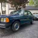 1980 Mercedes-Benz 240D Sedan Blue RWD Manual