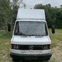 1980 Mercedes-Benz 410D Van White RWD Manual pickup / flatbed / multi use