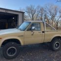 1980 Toyota SR5 4x4 solid axel 22r 4spd
