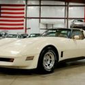 1981 Chevrolet Corvette  93021 Miles Cream Coupe 350ci V8 Automatic