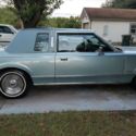 1981 lincoln town car coupe