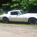 1981 PONTIAC FIREBIRD PARTS OR RESTORE NO TITLE