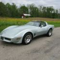 1982 CORVETTE  VERY RARE COLOR  SILVER GREEN  VERY NICE CAR  HAVE WINDOW STICKER
