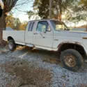 1982 Ford F-250 Pickup White 4WD Automatic