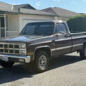 1982 GMC Sierra Classic C2500 Square Body 3/4 ton Pick-up Truck Long Bed