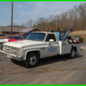 1983 CHEVROLET C30 TOW TRUCK WRECKER