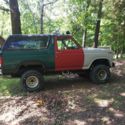 1983 Ford Bronco SUV Green 4WD Manual U100