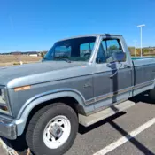 1983 Ford F-250 Blue