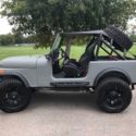 1983 Jeep CJ7 - 327 Small Block Engine