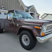 1983 Jeep J10 Truck