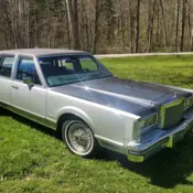 1983 Lincoln Town Car Cartier Edition.  Beautiful two tone  paint.