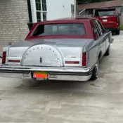1983 Lincon Continental Mark Iv . V8 Only 4,300 Miles Orijinales