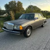 1983 Mercedes-Benz 240D Sedan Grey D