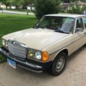 1983 Mercedes-Benz 300D Tan w/sunroof, Looks and runs great