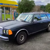 1983 Mercedes-Benz 300TD Turbodiesel Wagon 3.0L, Matte Black with Tan Interior