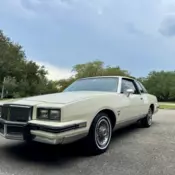 1983 Pontiac Grand Prix Coupe White LJ