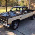1984 Chevrolet Silverado C20 Square body Classic Regular Cab / Long Bed