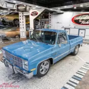 1984 Chevy C10 Square Bod Pickup – 350 V8 Auto Transmission PS PDB Lowered