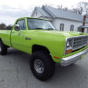 1984 Dodge D 150 4x4 Pick-Up 340