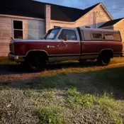 1984 Dodge D-Series Red D150