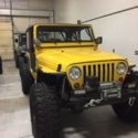 1984 Jeep CJ7 restomod V8 automatic air lockers