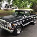 1984 Jeep J10 LAREDO V8 AC 4X4 AUTO