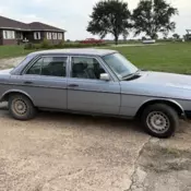1984 Mercedes-Benz 300D Sedan Blue DT