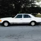 1984 Mercedes-Benz 300SD Sedan White SD