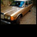 1984  Mercedes-Benz 300TD Base Wagon 4-Door 3.0L