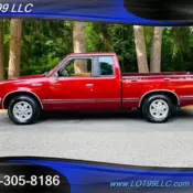 1984 Nissan 720 DLX Hard Body KING CAB 136K 5 Speed Long Be 2-D
