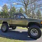 1984 Toyota Pickup Pickup Green XTRACAB RN66 DLX