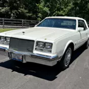 1985 Buick Riviera Carriage Top Coupe 1 Family owned