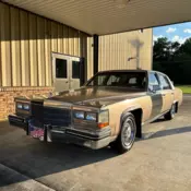1985 Cadillac Fleetwood Sedan Brown BROUGHAM