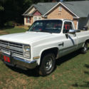 1985 Chevrolet C10 Custom Standard Cab Pickup 2-Door 5.7L